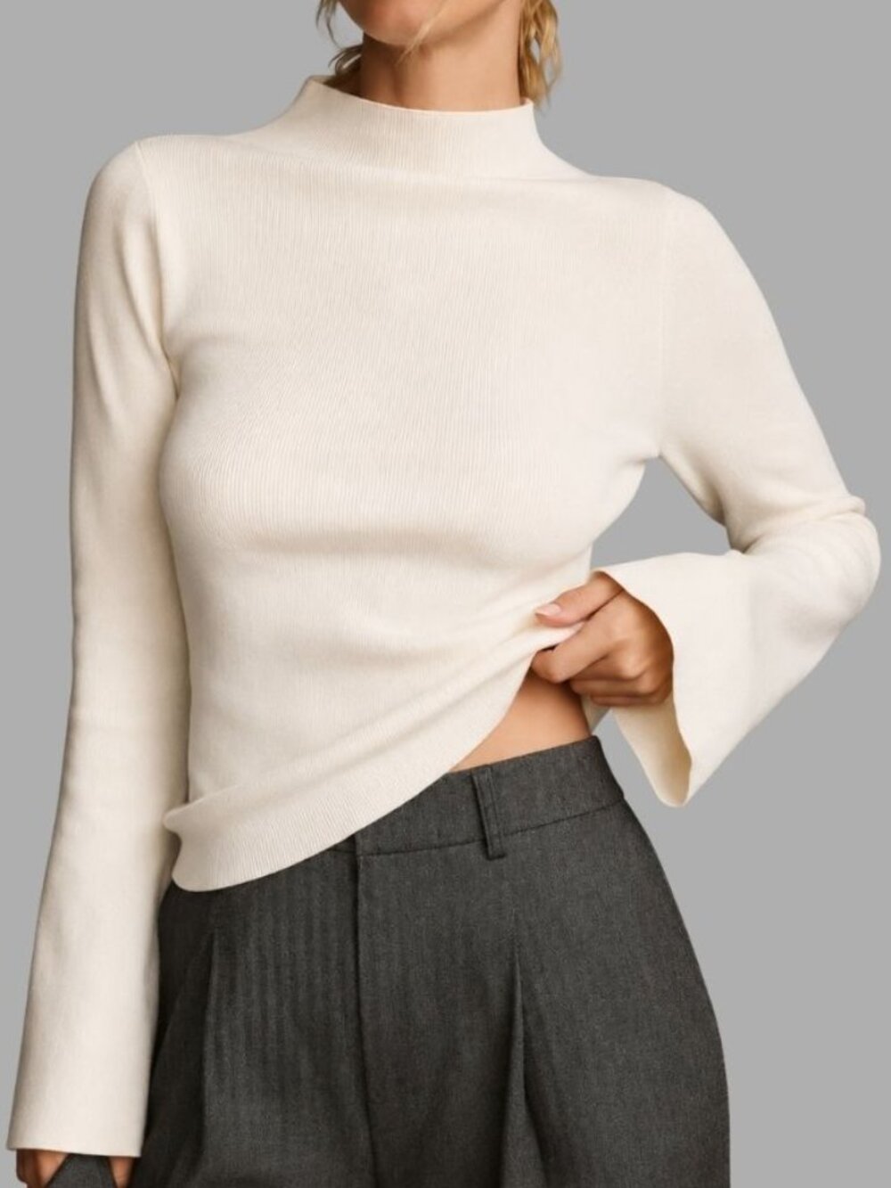 Anthropologie Maeve Arlowe Bell Sleeve Sweater‎ Mockneck Ivory Size Medium